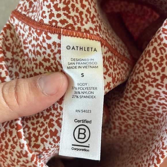 Athleta Salutation Stash Pocket Textured 7/8 High-Rise Orange Leggings Small - Picture 5 of 7